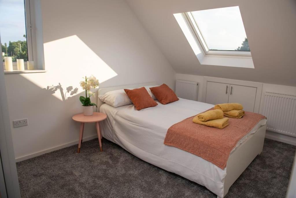 Panorama House, Modern 3-Bedroom Apartment 3, Oxford Kidlington Esterno foto